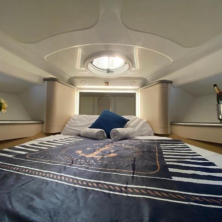 The Valencia Yacht Experience Otel Dış mekan fotoğraf