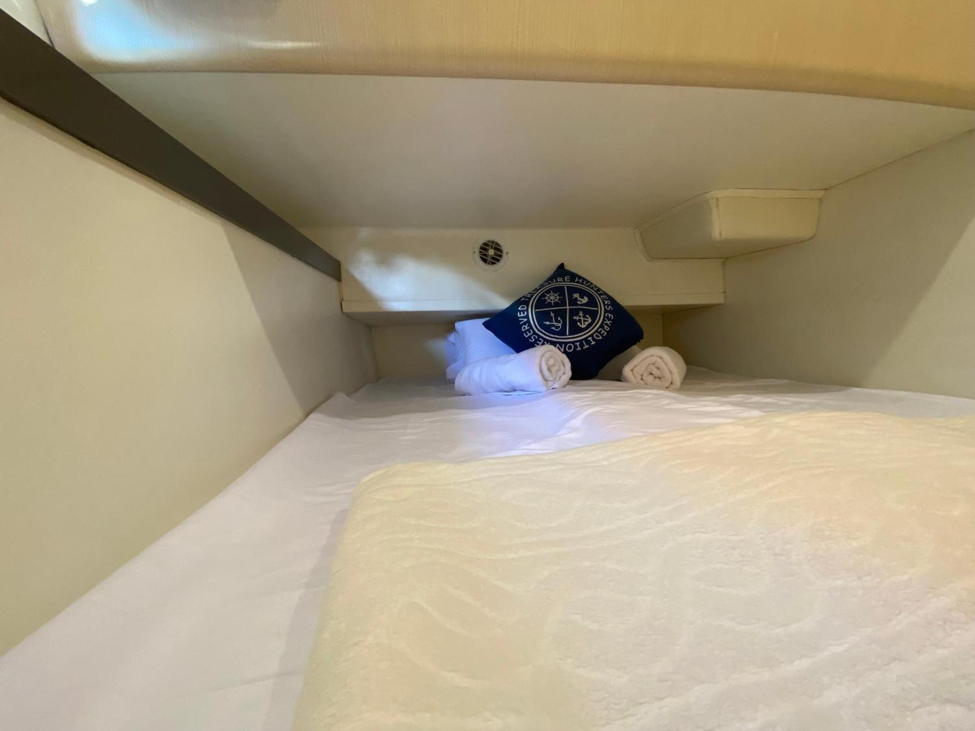 The Valencia Yacht Experience Otel Dış mekan fotoğraf