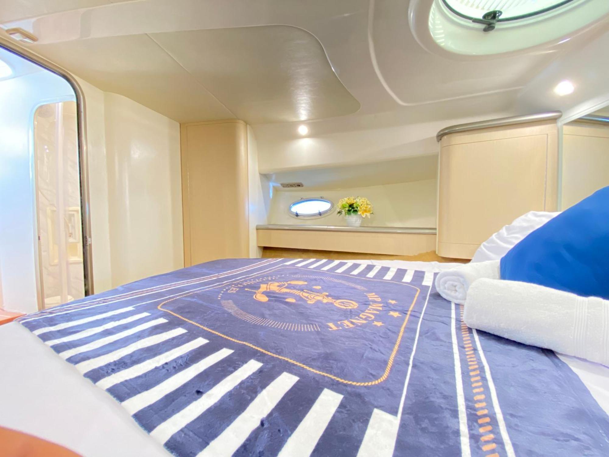 The Valencia Yacht Experience Otel Dış mekan fotoğraf