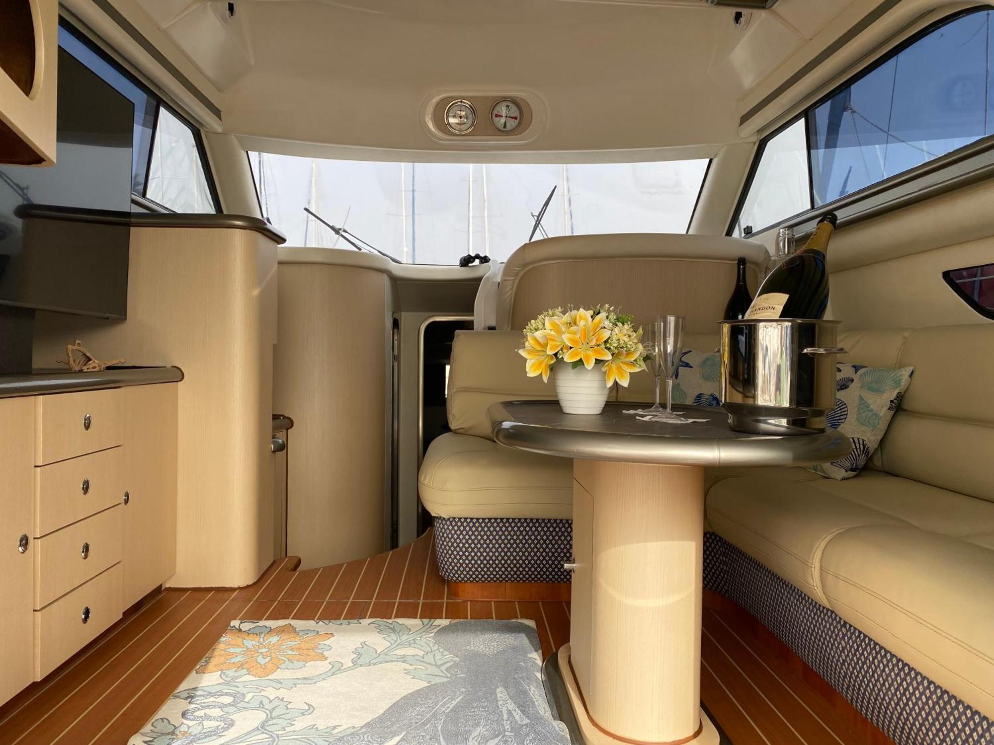 The Valencia Yacht Experience Otel Dış mekan fotoğraf