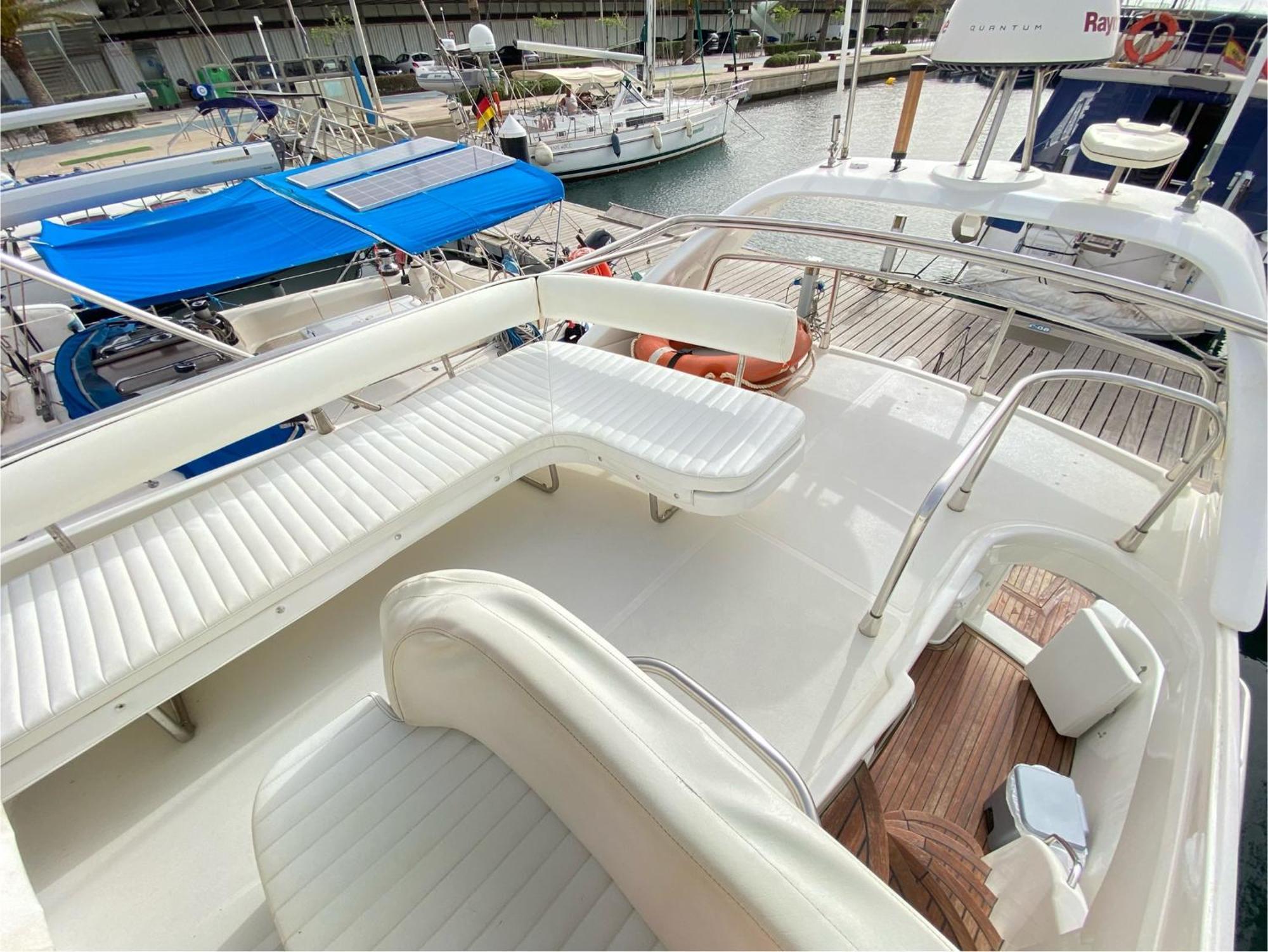 The Valencia Yacht Experience Otel Dış mekan fotoğraf